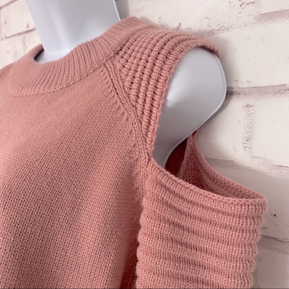 Moto-Inspired Cold Shoulder Sweater - Picture 3 of 8